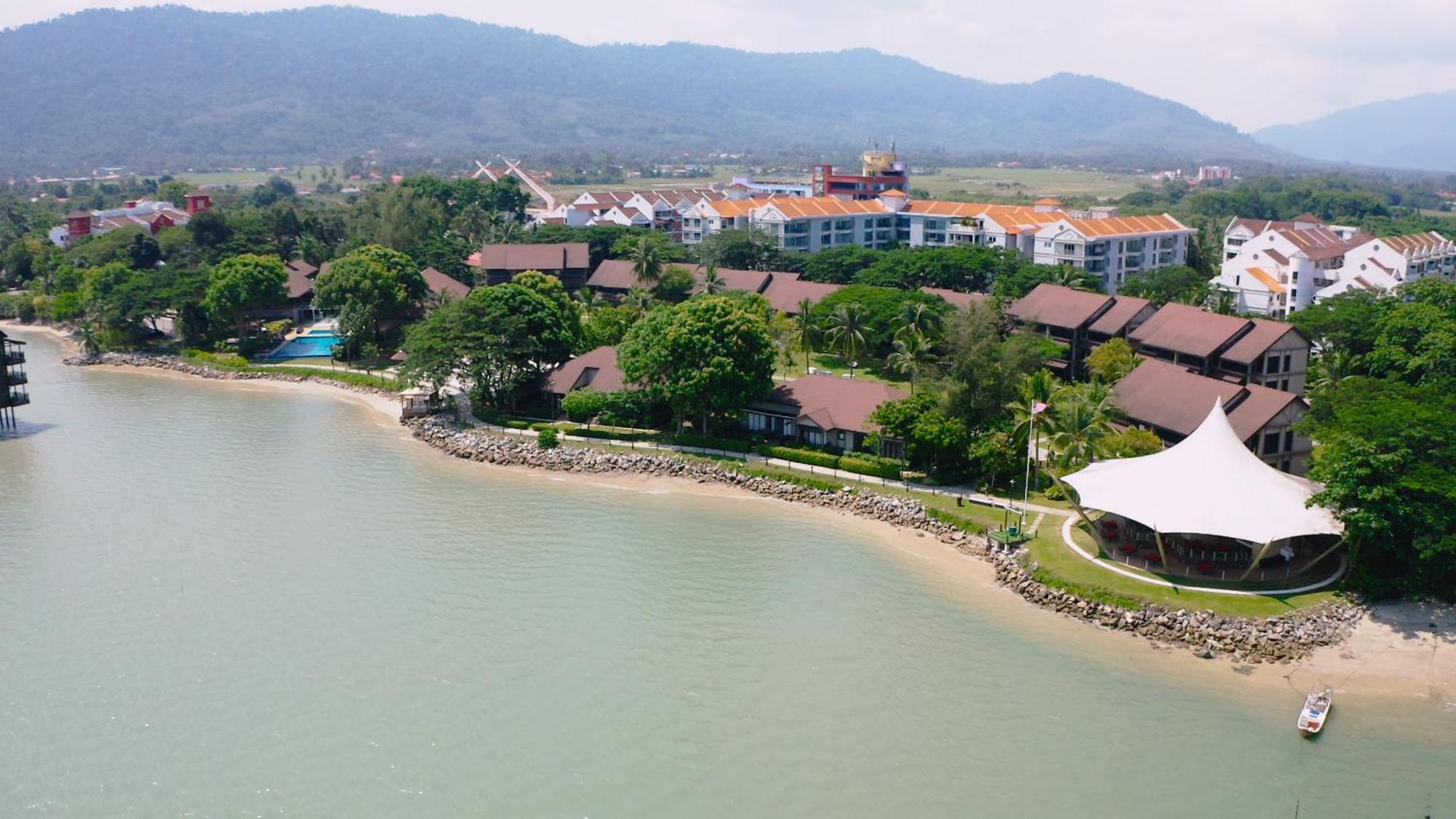 ออมบัค วิลลา ลังกาวี Hotel ปันไตเจอนัง ภายนอก รูปภาพ