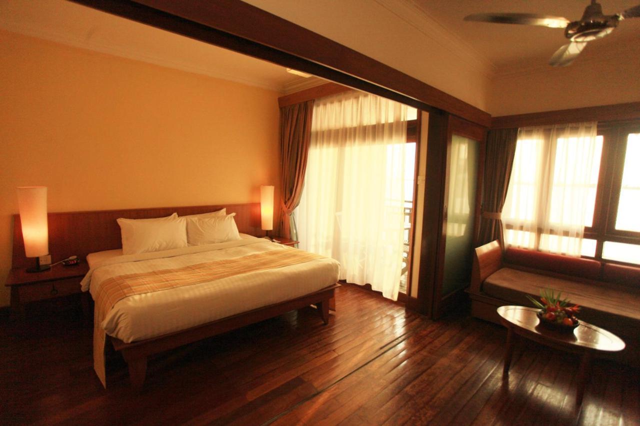 ออมบัค วิลลา ลังกาวี Hotel ปันไตเจอนัง ภายนอก รูปภาพ